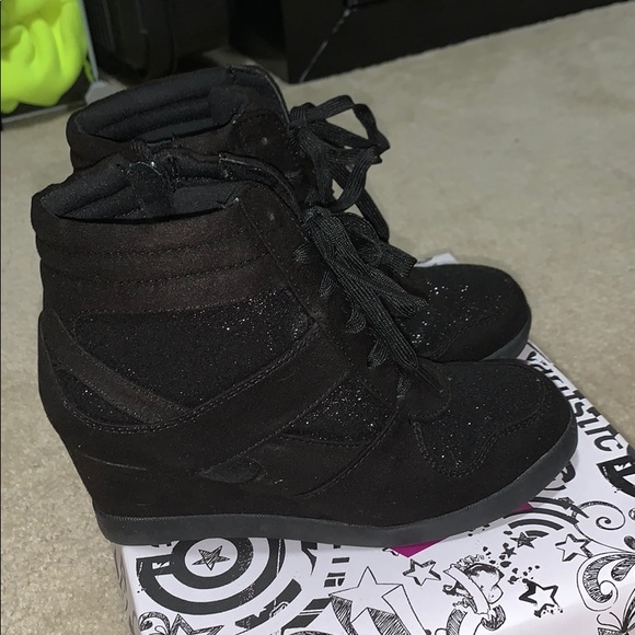 3/$15 Brash Ego Hi Top - Picture 2 of 5